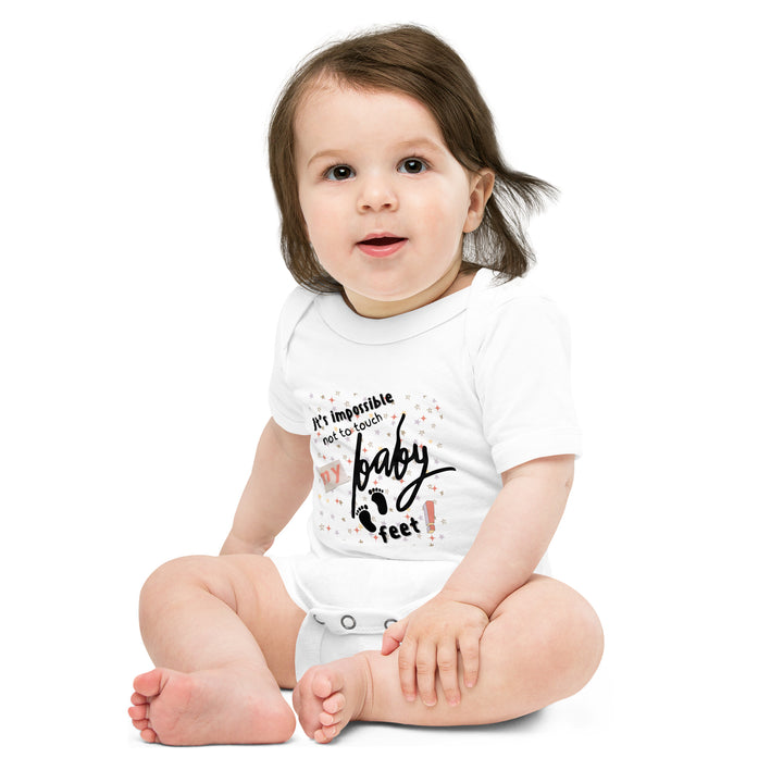 It's impossible not to touch my baby feet! Baby short sleeve one piece
