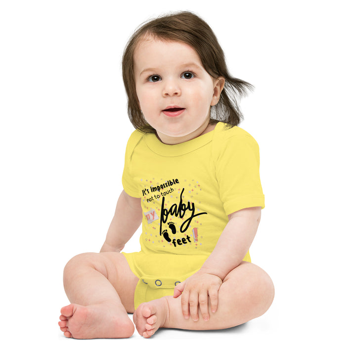 It's impossible not to touch my baby feet! Baby short sleeve one piece
