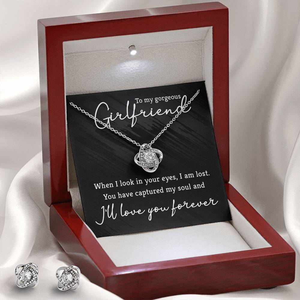 Conjunto de nudo de amor con cuadro de mensaje de novia