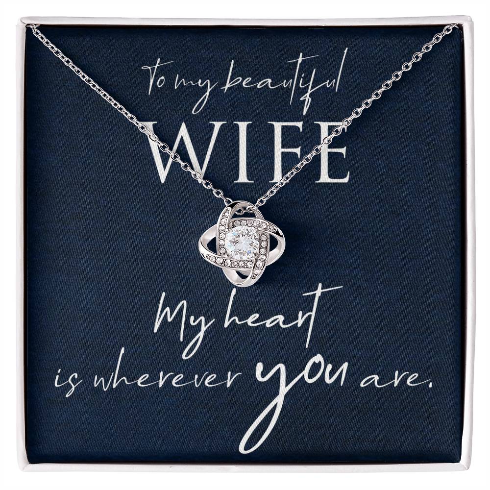 Collar de nudo de amor con cuadro de mensaje para esposa