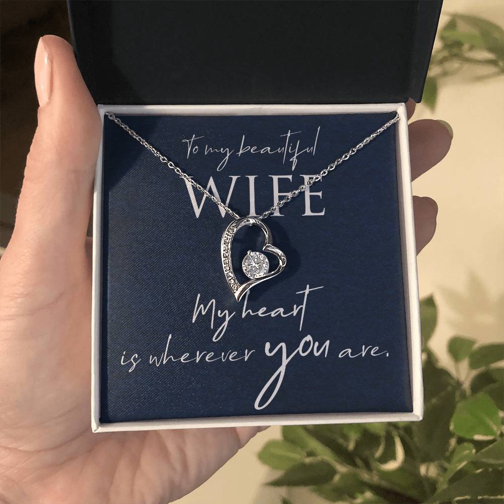 Collar Forever Love con cuadro de mensaje para esposa