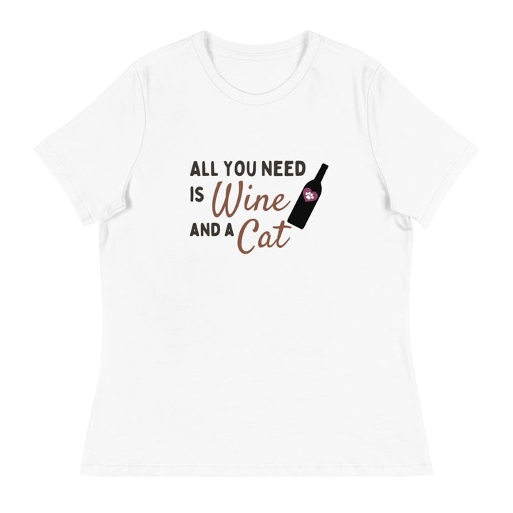 Todo lo que necesitas es vino y un gato - Camiseta de mujer